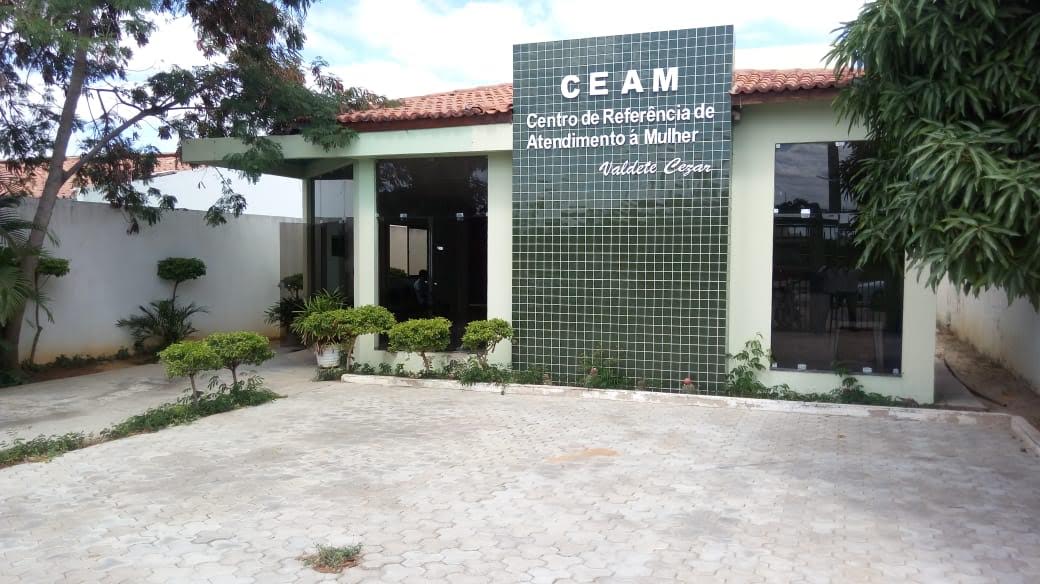 No Dia do Orgulho LGBTQIA+, prefeitura lembra de atendimentos que garantem cidadania em Petrolina