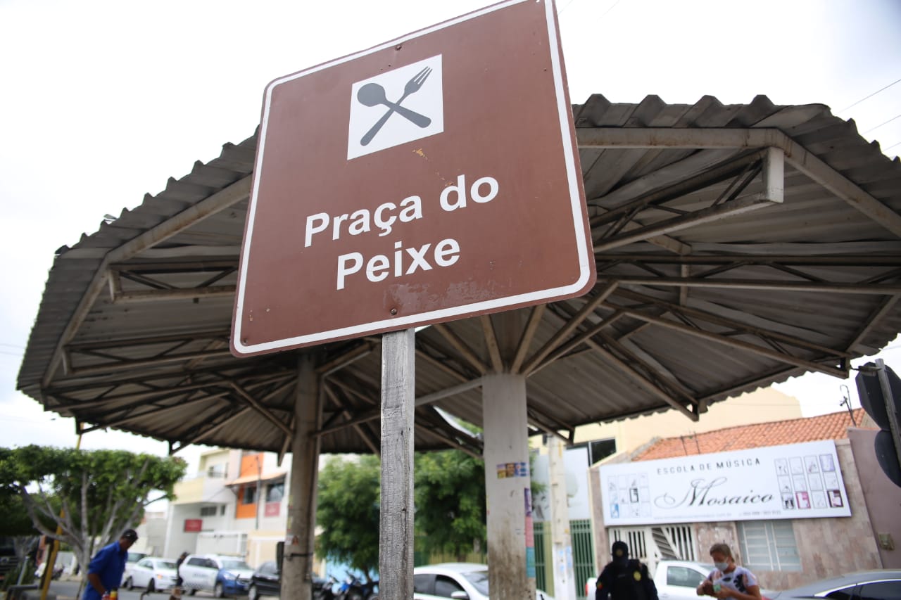 Obra de requalificação na Praça do Peixe começa a ser executada