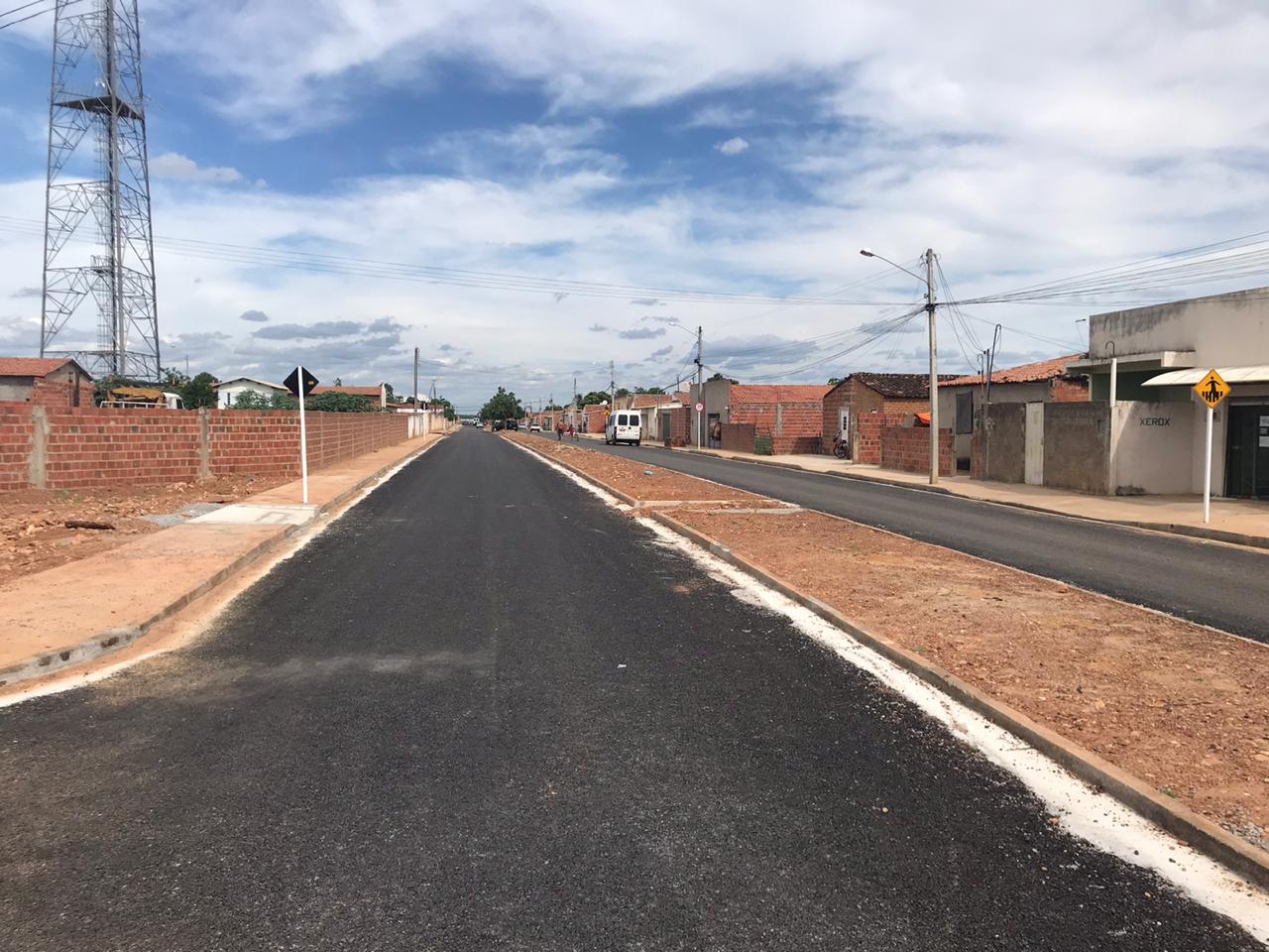 Prefeitura garante avanço na pavimentação em Rajada; obras já estão 80% concluídas