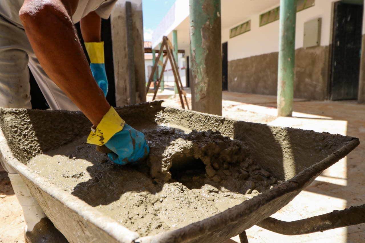 Reestruturação em prédios escolares vai garantir mais dignidade a estudantes de Petrolina