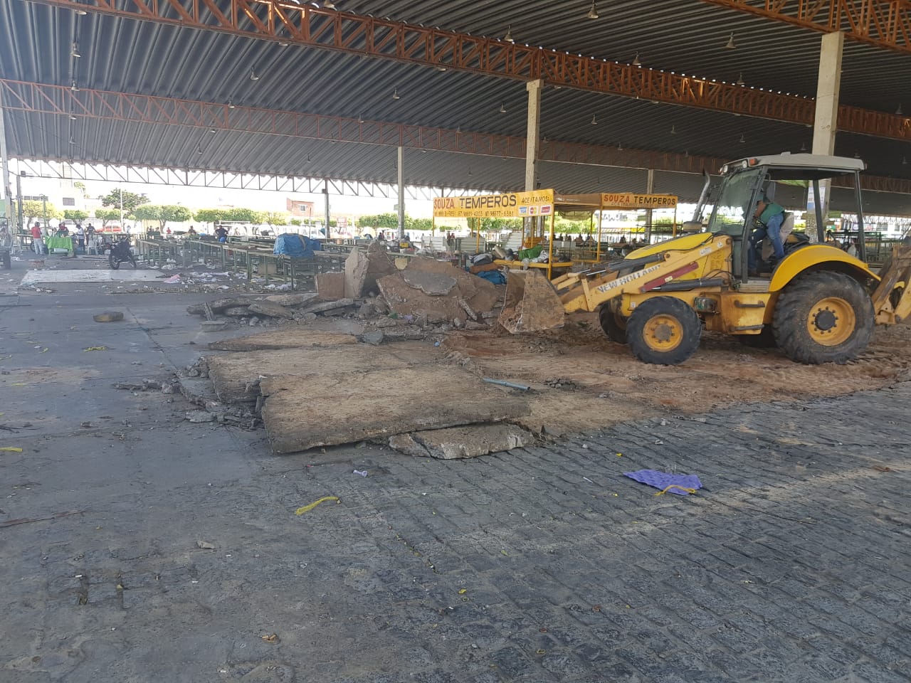 Prefeitura de Petrolina inicia as obras de requalificação do pátio da Feira Livre da Areia Branca