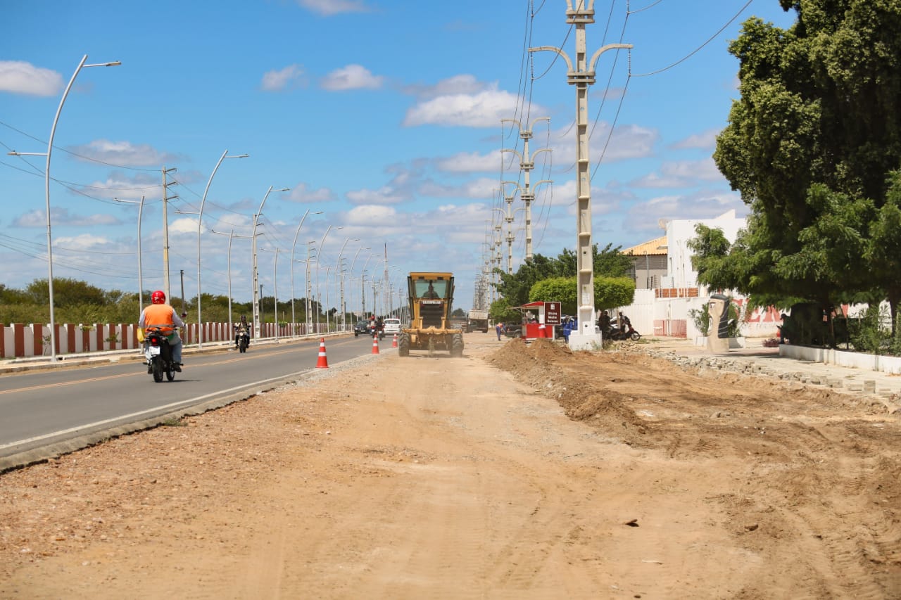 Ammpla alerta condutores sobre cuidados ao trafegar próximo a obras de duplicações