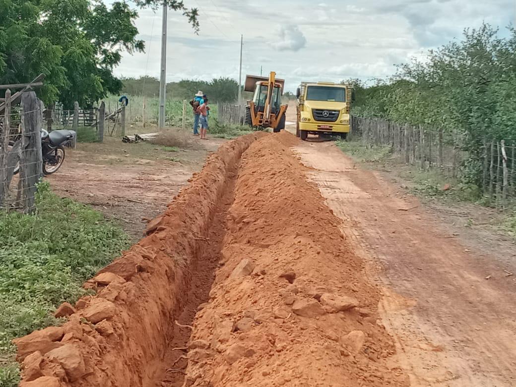 Prefeitura avança em obras para instalação da Adutora de Vira Beiju, área de sequeiro de Petrolina  