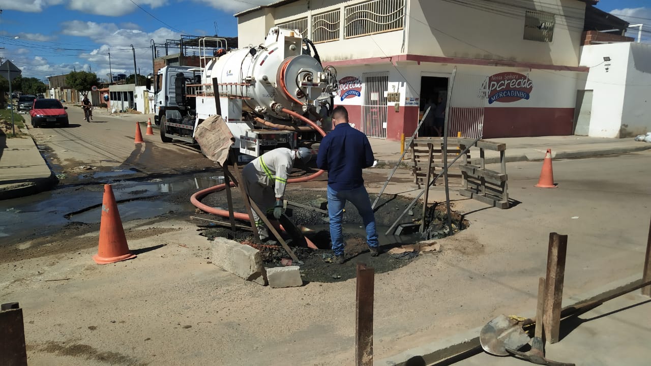 Prefeitura inicia obra de recuperação de rede de esgoto do bairro Santa Luzia