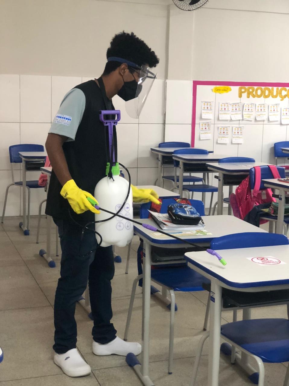Prefeitura de Petrolina reforça higienização e orientações nas Escolas de Tempo Integral de Petrolina