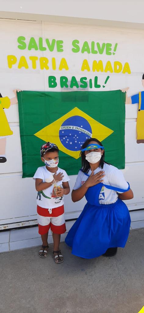 Estudantes de Petrolina desenvolvem atividades pedagógicas em comemoração à Semana da Pátria