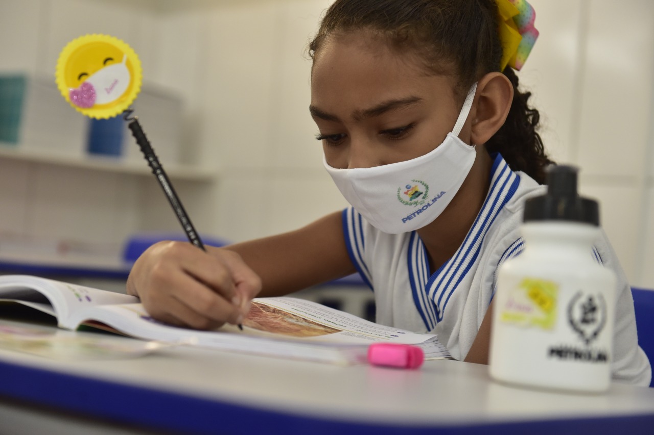 Secretaria de Educação de Petrolina oferece mais de 10 mil vagas remanescentes na rede
