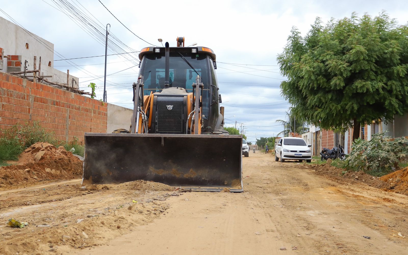 Iniciadas as obras de pavimentação na Rua da Fortuna no bairro Dom Avelar em Petrolina