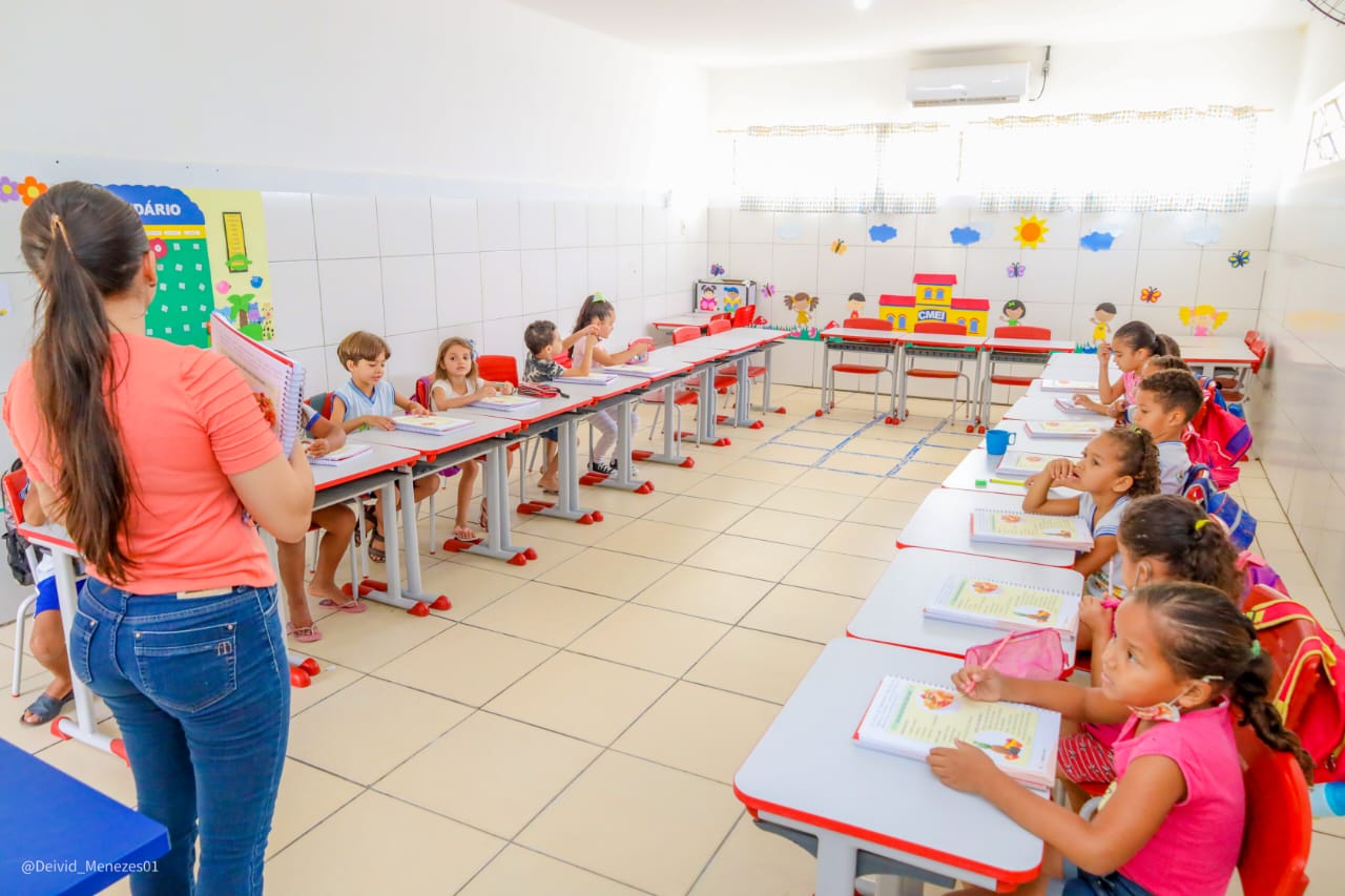 Prefeitura de Petrolina já investiu cerca de R$ 6,5 milhões na climatização de salas de aula  