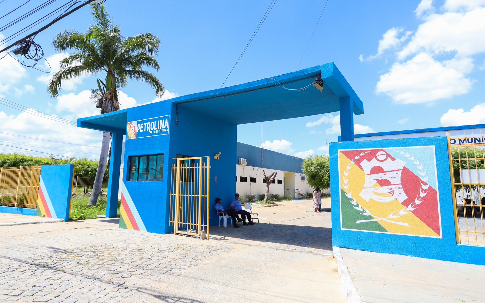 Prefeitura de Petrolina convoca 100 profissionais aprovados em processos seletivos da Educação