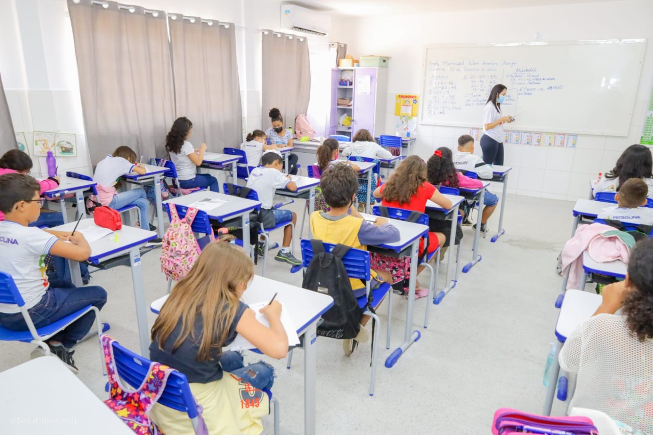 Rede Municipal de Ensino de Petrolina entra em recesso escolar nesta segunda-feira