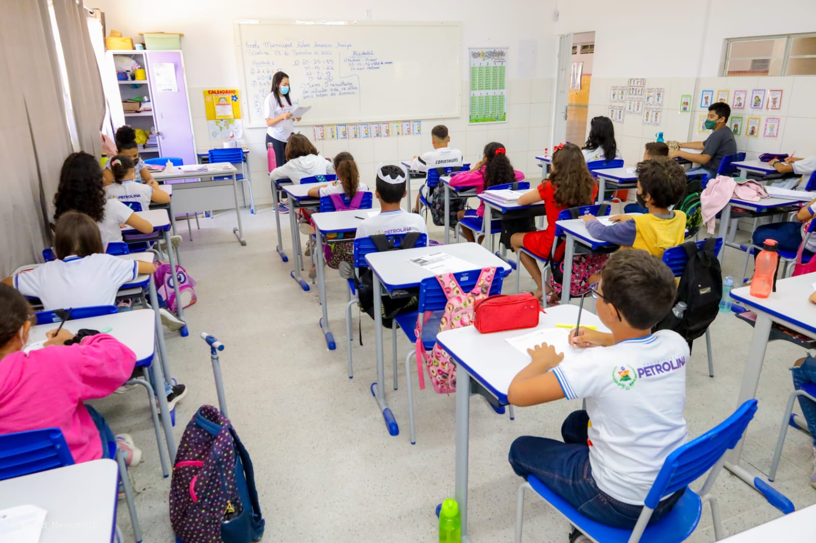 Devido a record de procura na rede, Educação estende prazo para análise das matrículas