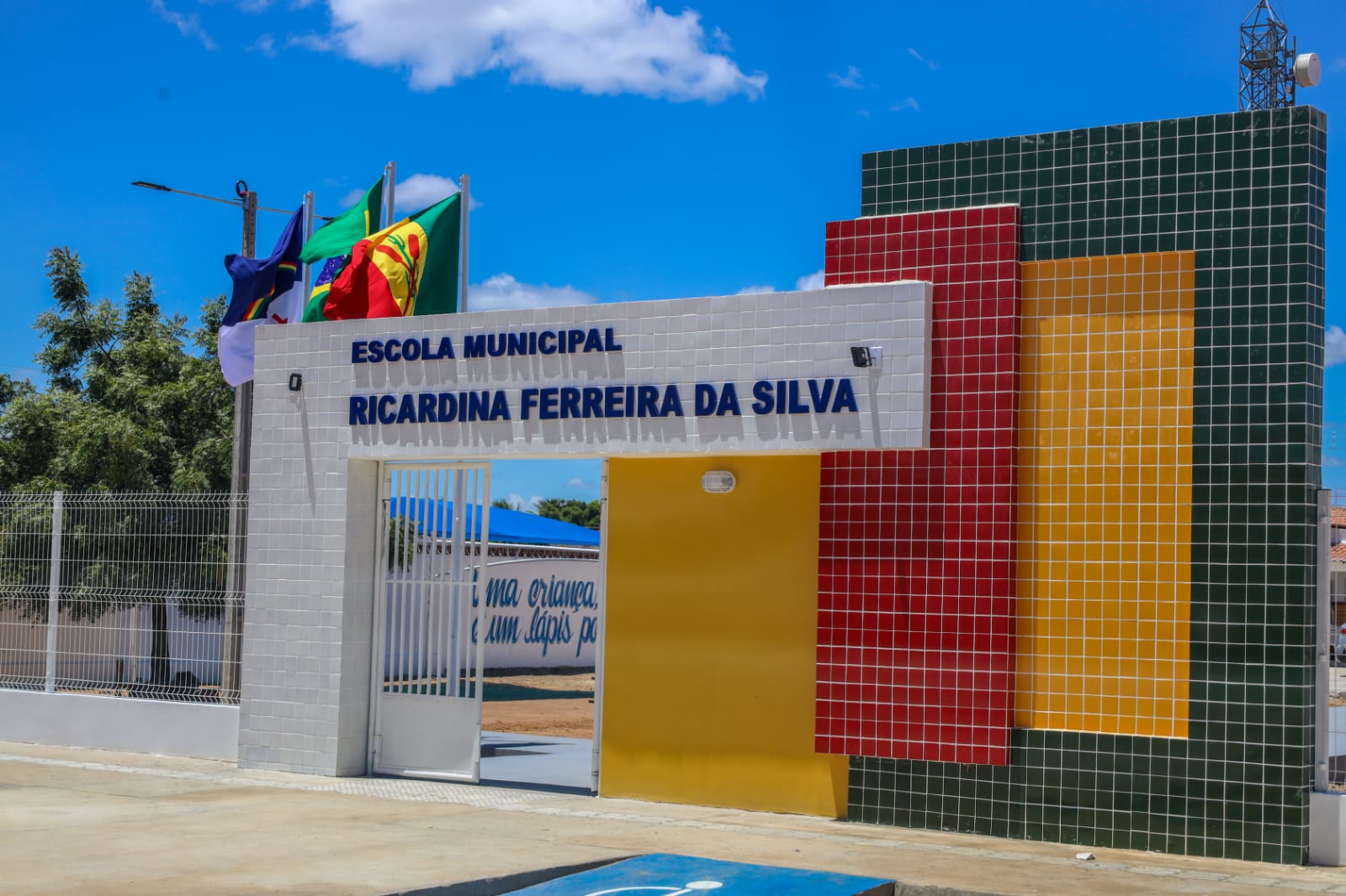 Escola no N-11 será entregue a comunidade após grande reforma e ampliação 