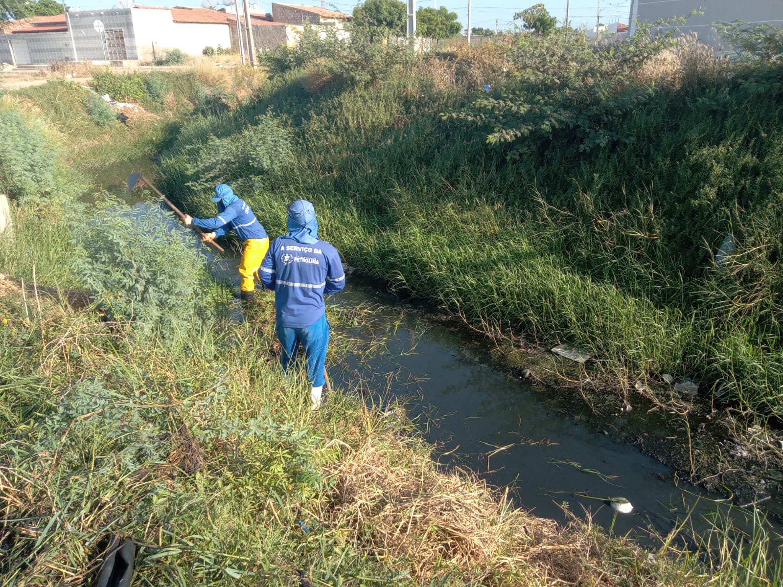 Operação Drenagem avança em bairros de Petrolina durante o mês de março 