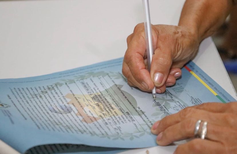 Regularização fundiária: Prefeitura de Petrolina orienta moradores a darem entrada no processo