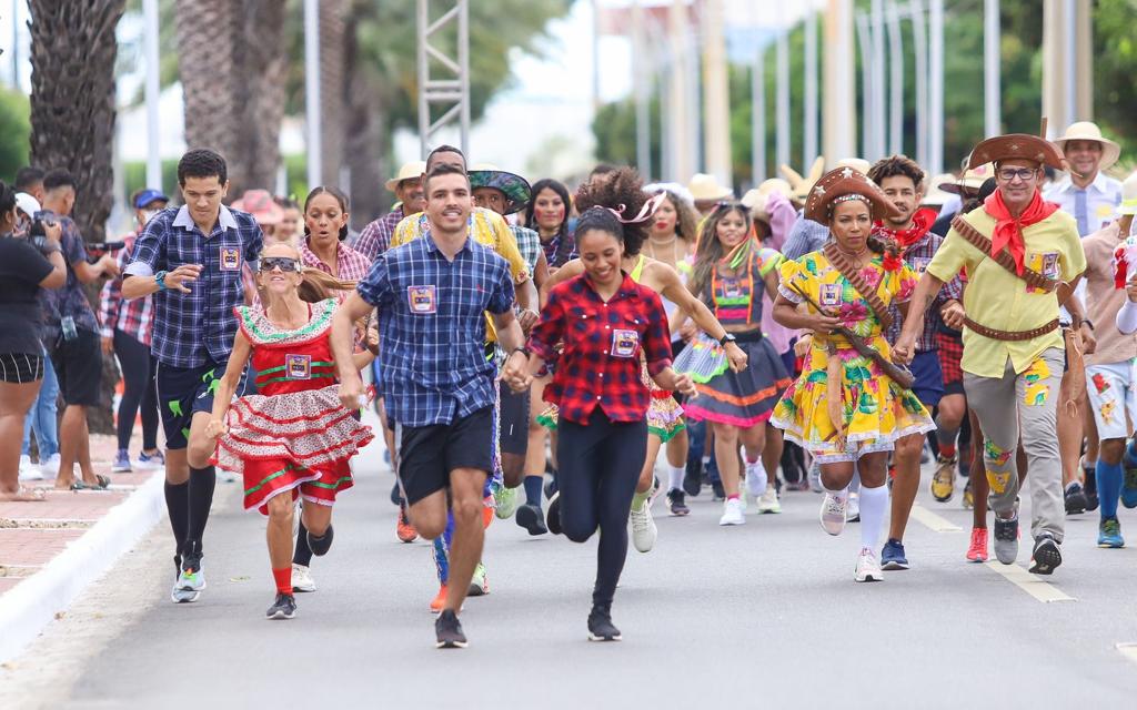 O amor está na pista: Corrida dos Namorados vai reunir 100 casais no domingo em Petrolina