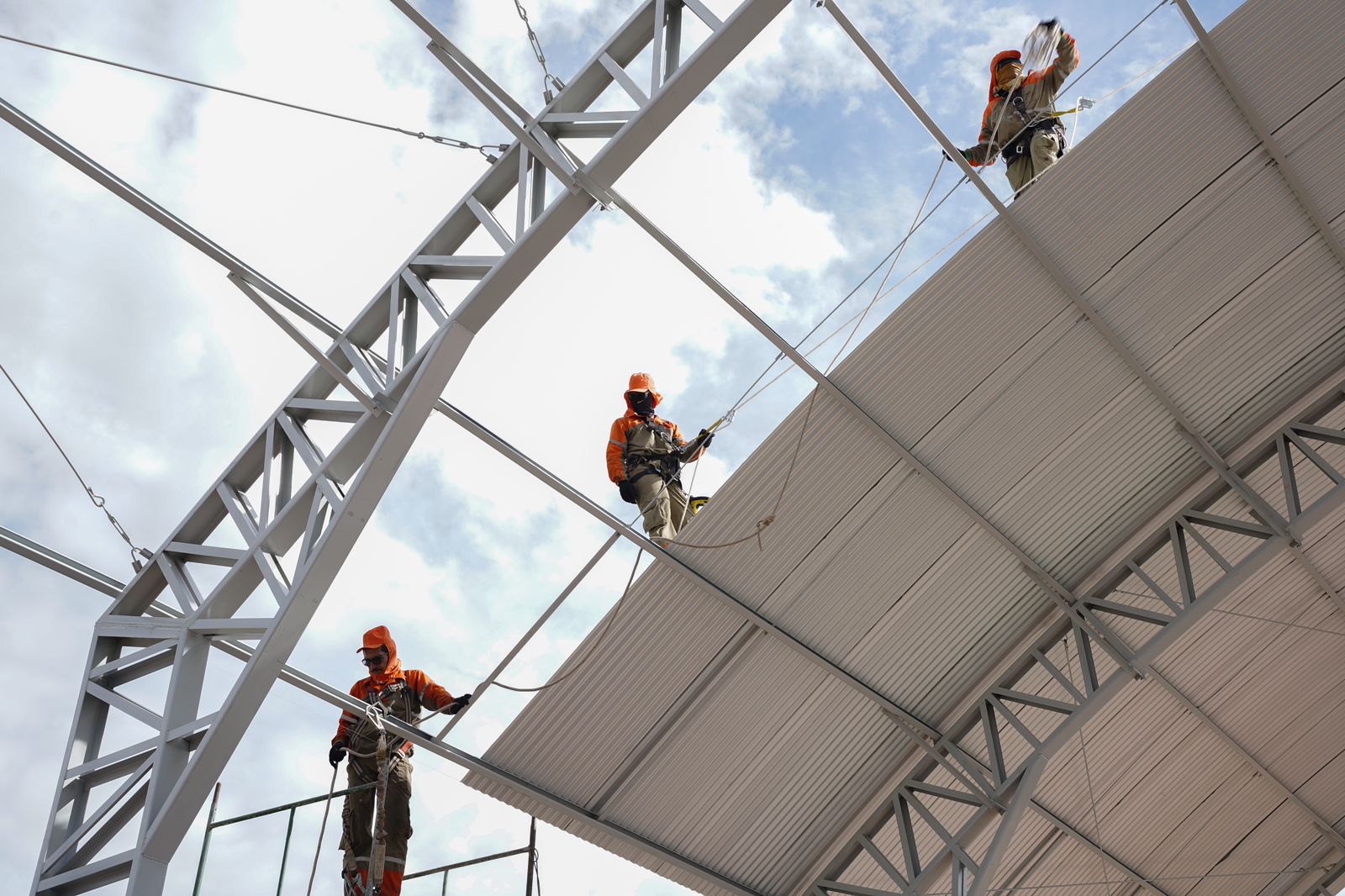 Obra da quadra do bairro Alto do Cocar entra na reta final neste mês de maio em Petrolina    