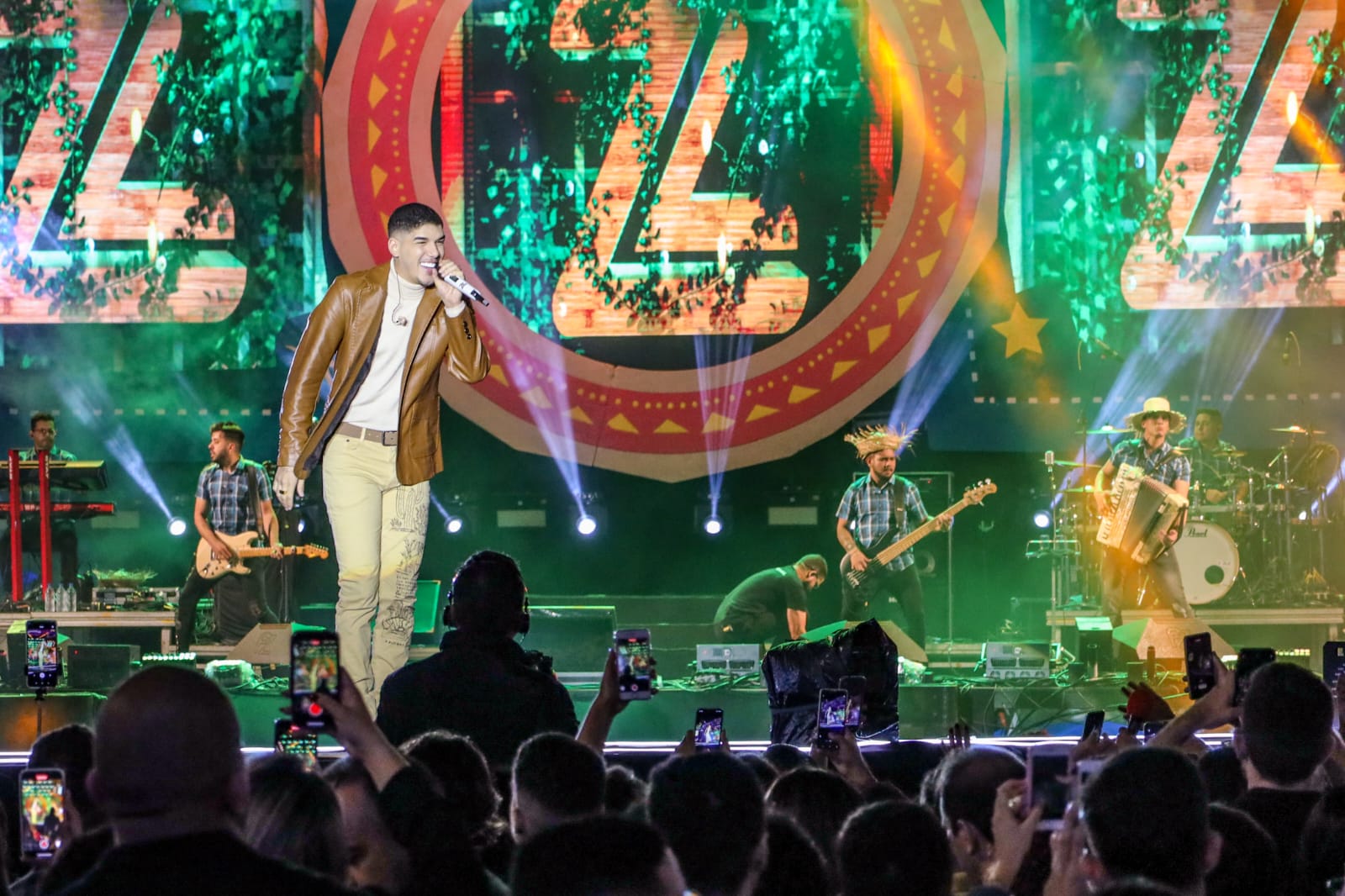 6ª noite do São João de Petrolina é marcada pela participação do público e diversidade musical 