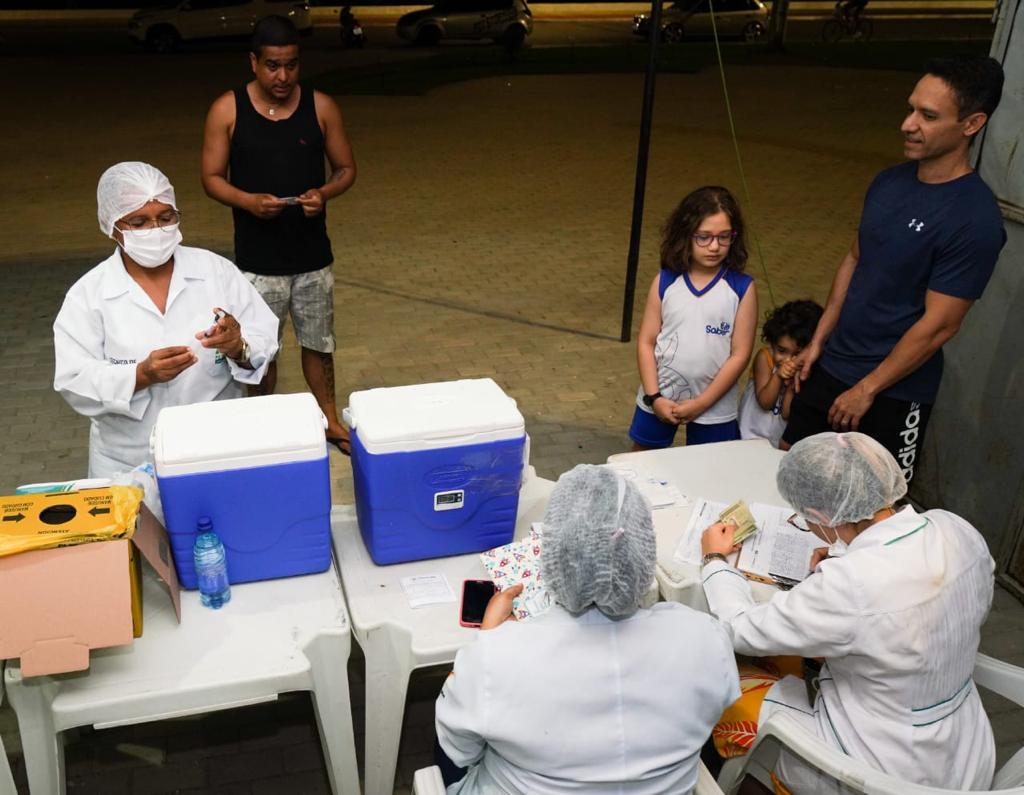 Secretaria de Saúde segue com polo extra de vacinação da Orla de Petrolina  