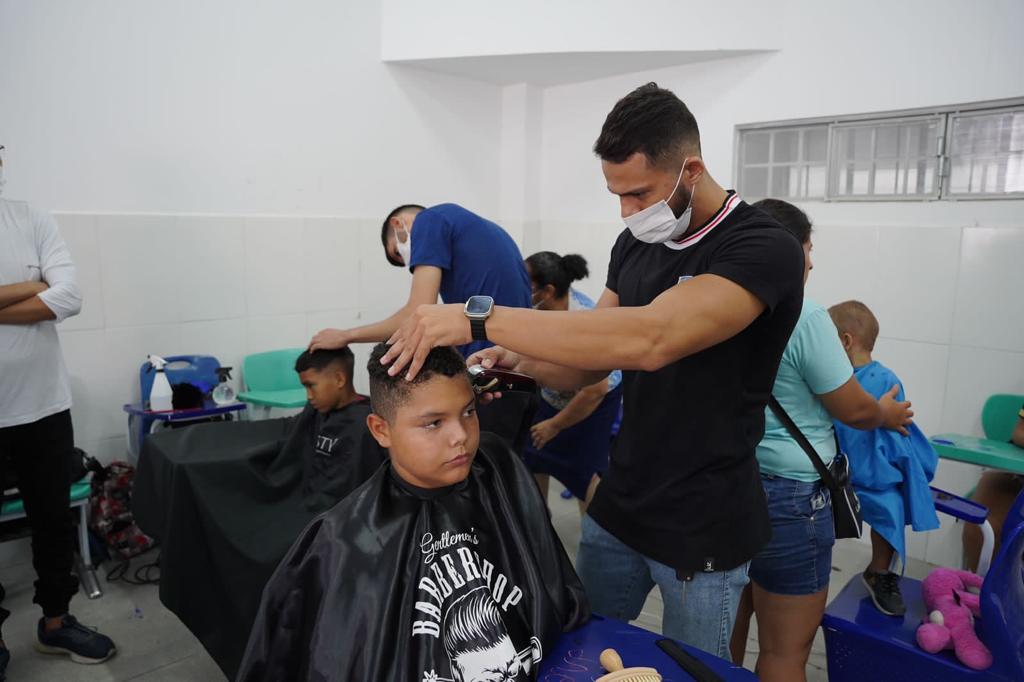 Bora Petrolina: Prefeitura leva múltiplos serviços para o bairro João de Deus 