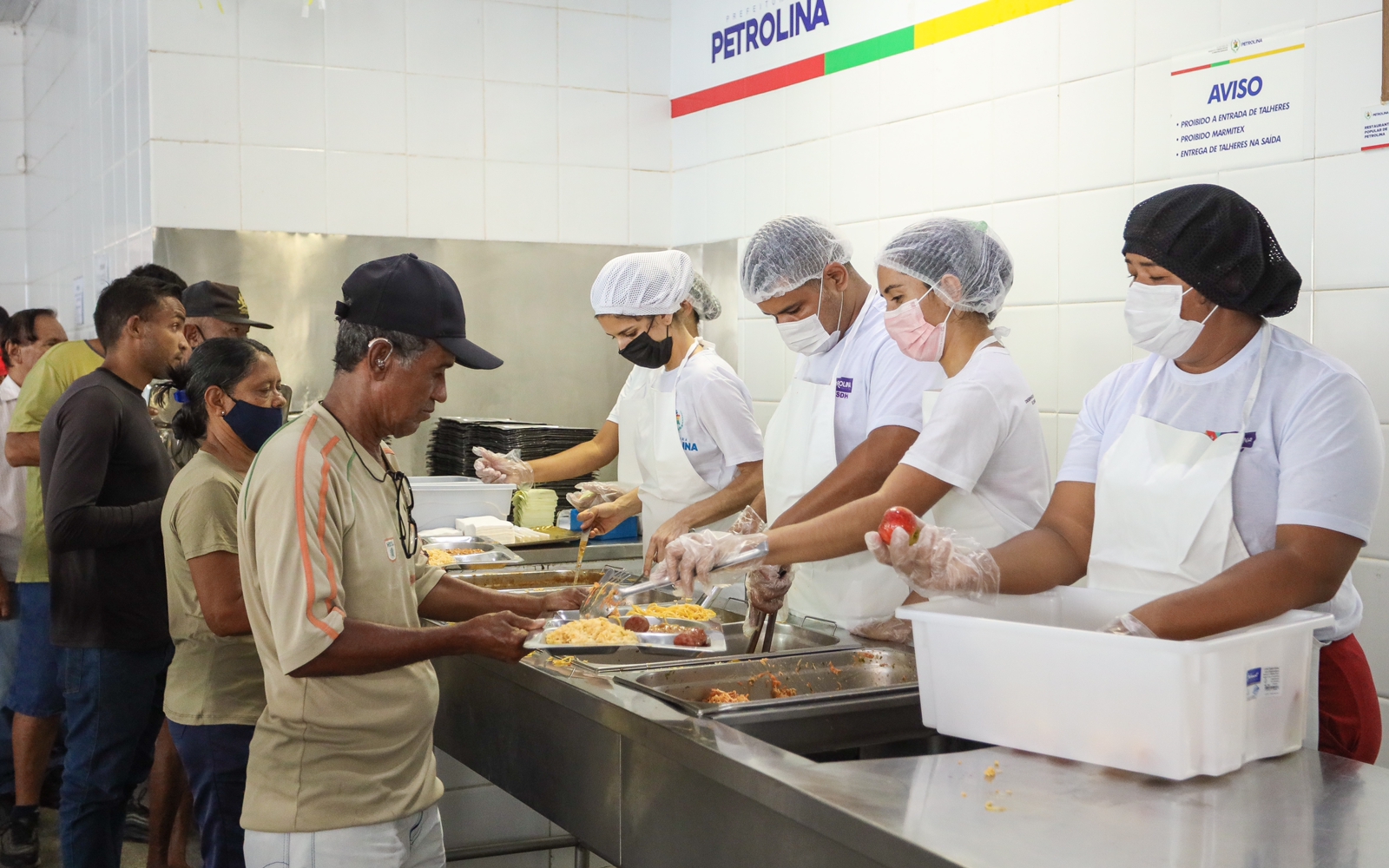 Restaurante Popular de Petrolina forneceu mais de 142 mil refeições no 1° semestre de 2023 