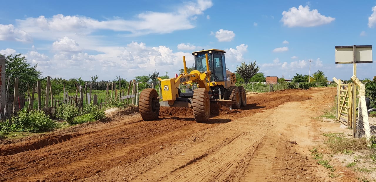 Qualificação profissional: Prefeitura garante parceria em curso gratuito para operação de máquinas pesadas  