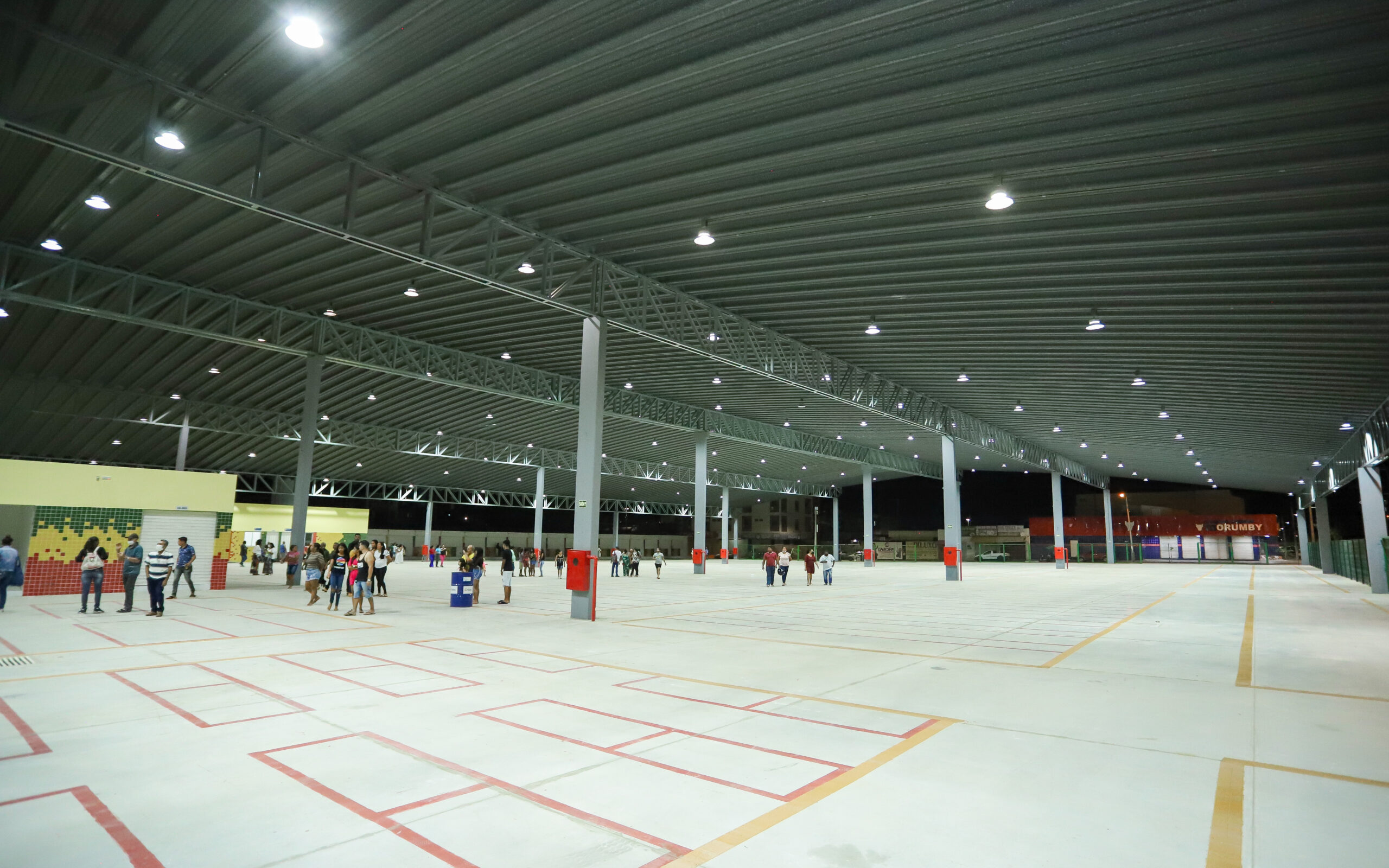 Iluminação da Feira Livre do bairro Areia Branca passará por manutenção em Petrolina 