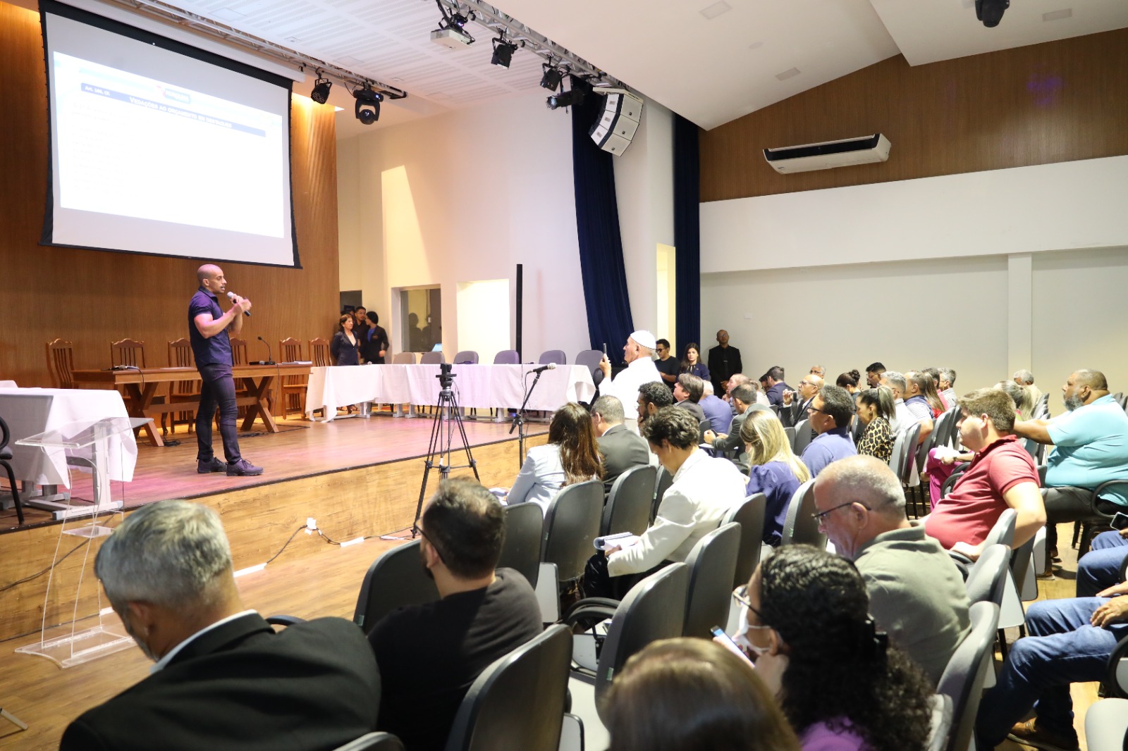 Prefeitura de Petrolina apresentou Lei Orçamentária Anual e Plano Plurianual durante audiência pública 