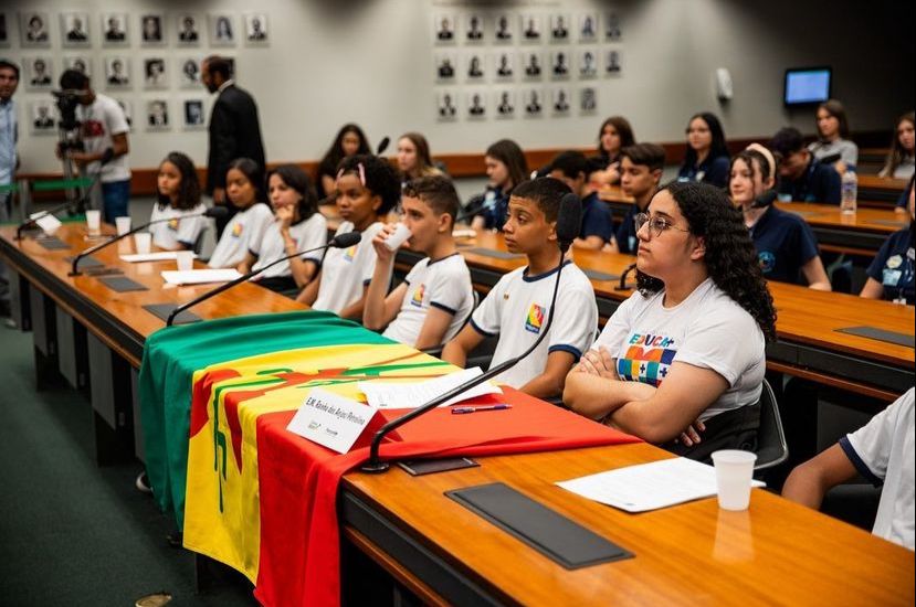 Agora é Lei: Câmara Mirim aprova projeto de estudante de Petrolina que cria o Dia do Capacitismo Escolar 