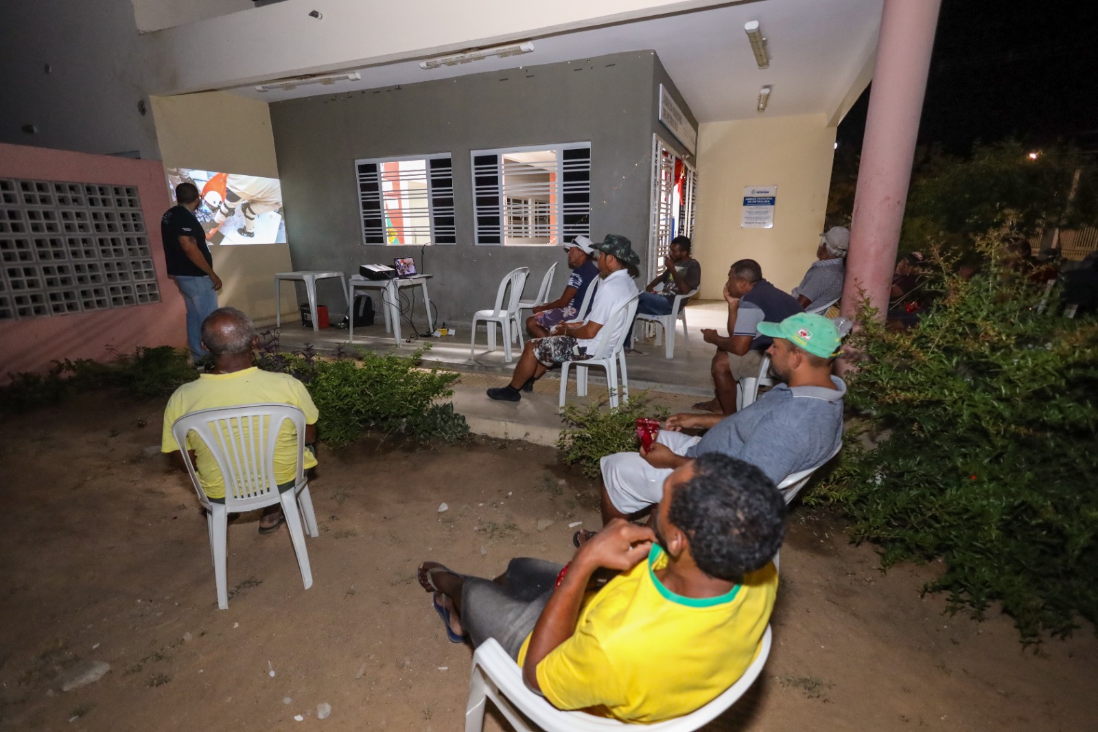 Prefeitura de Petrolina promove curso de Primeiros Socorros para acolhidos do Abrigo Municipal 