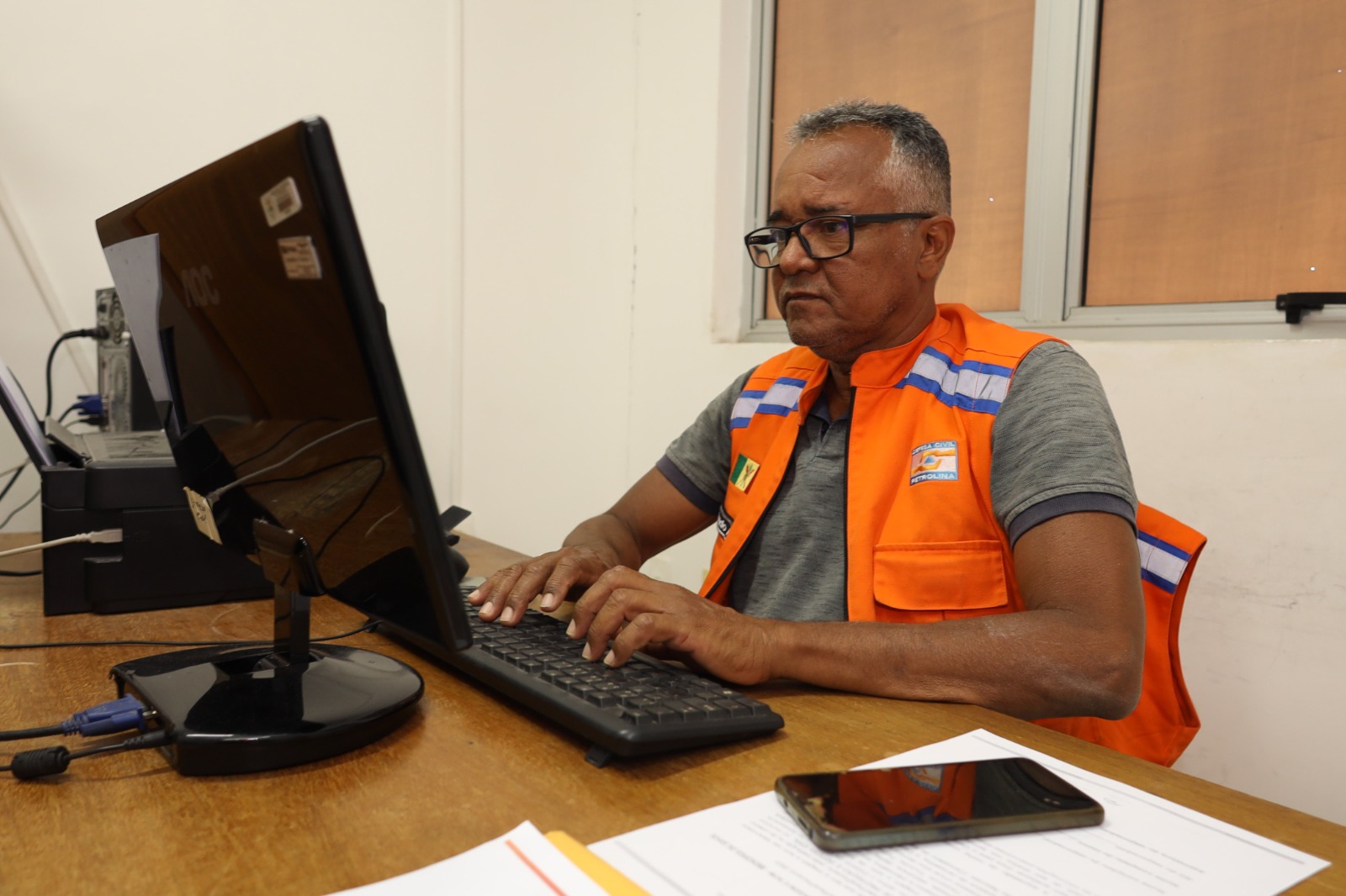 Defesa civil de Petrolina orienta sobre cuidados durante o período de chuvas