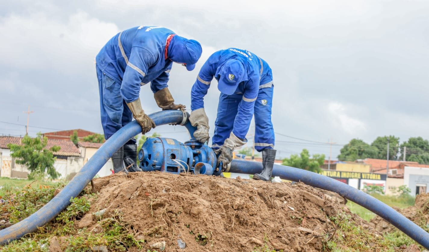 Prefeitura mantém equipes de plantão para minimizar transtornos das chuvas em Petrolina