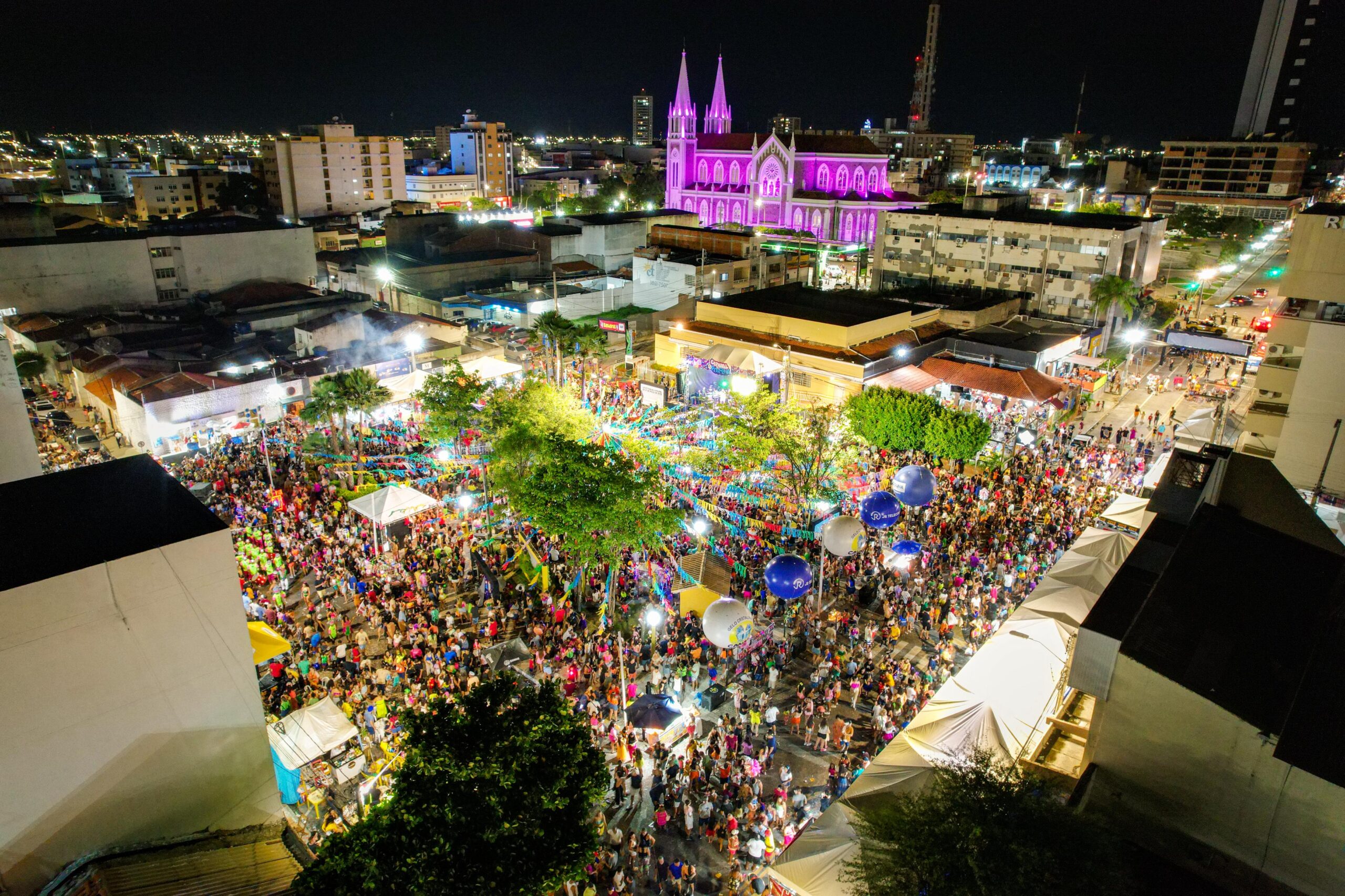 Carnaval 2026 valoriza artistas da terra: mais de 95% das atrações são de Petrolina