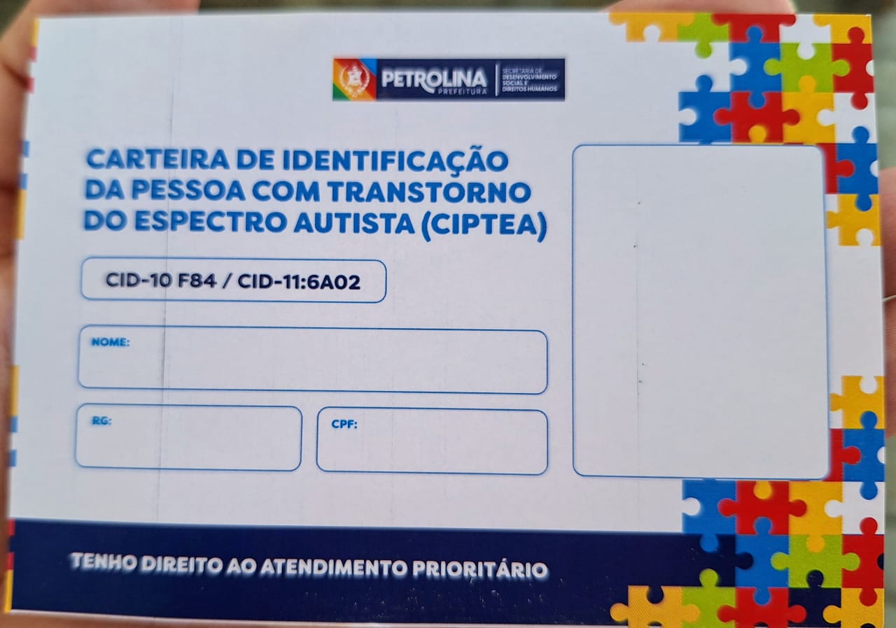 Abril Azul: Em Petrolina, carteirinha para pessoas com autismo reforça prioridade no atendimento