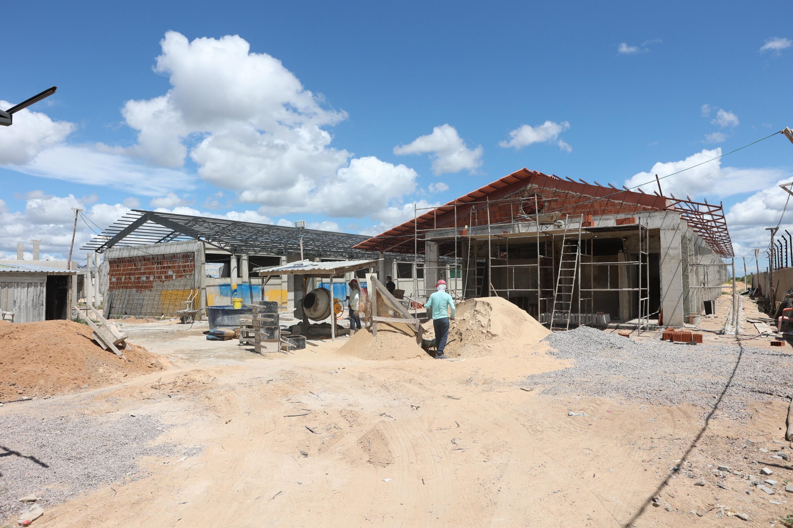 Obra de Escola no Nova Petrolina tem investimento de mais de R$ 5 milhões e está com 45% dos serviços executados