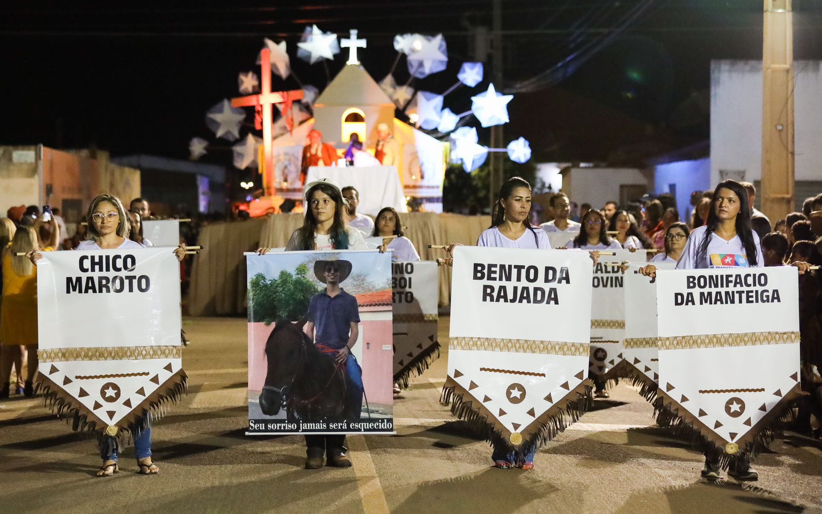 Desfile alegórico vai celebrar aniversário de 93 anos de Rajada