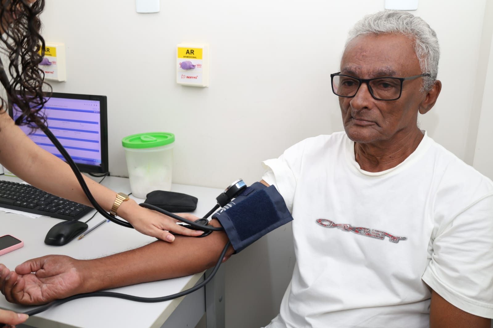 Novembro Azul: Petrolina intensifica ações de prevenção e cuidado à saúde do homem nas Unidades de Saúde