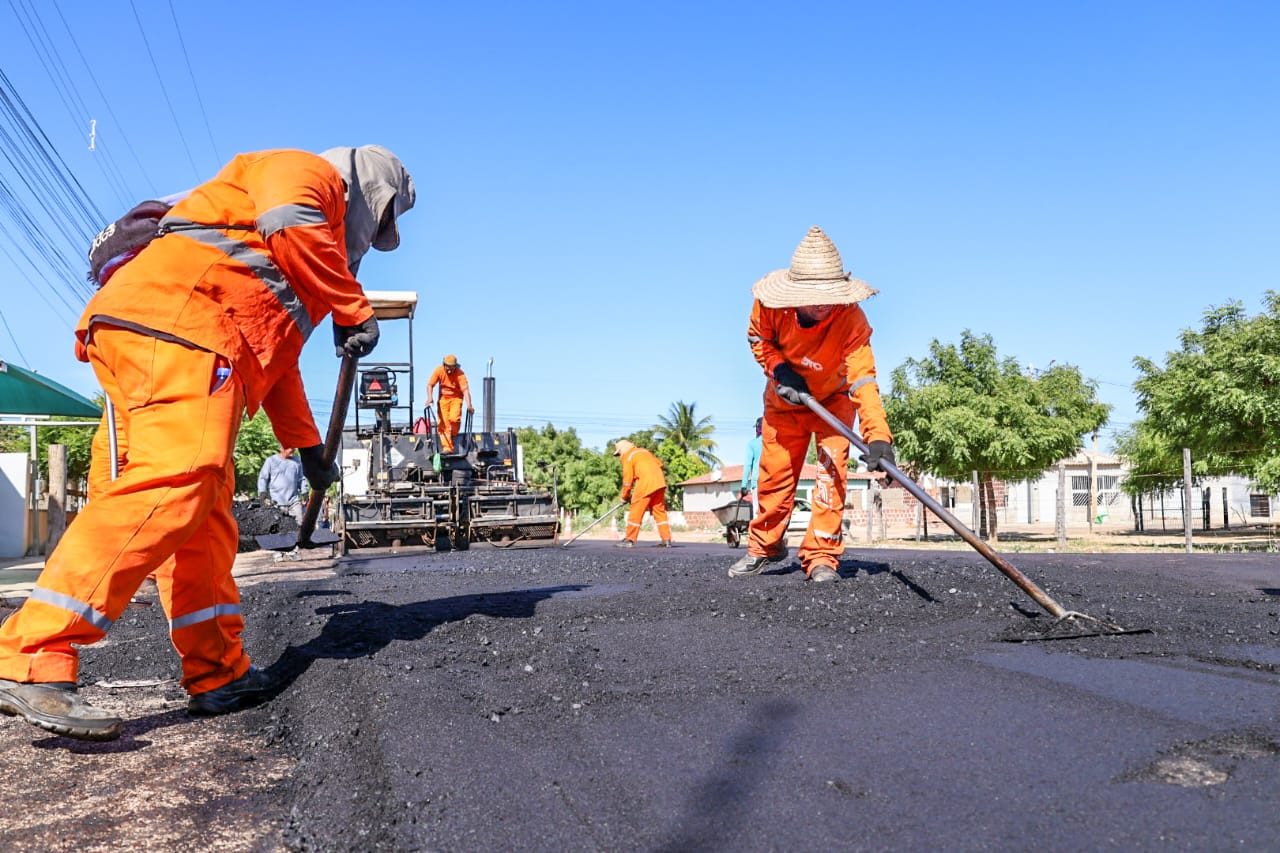 Prefeitura recupera via de acesso ao N4 em Petrolina