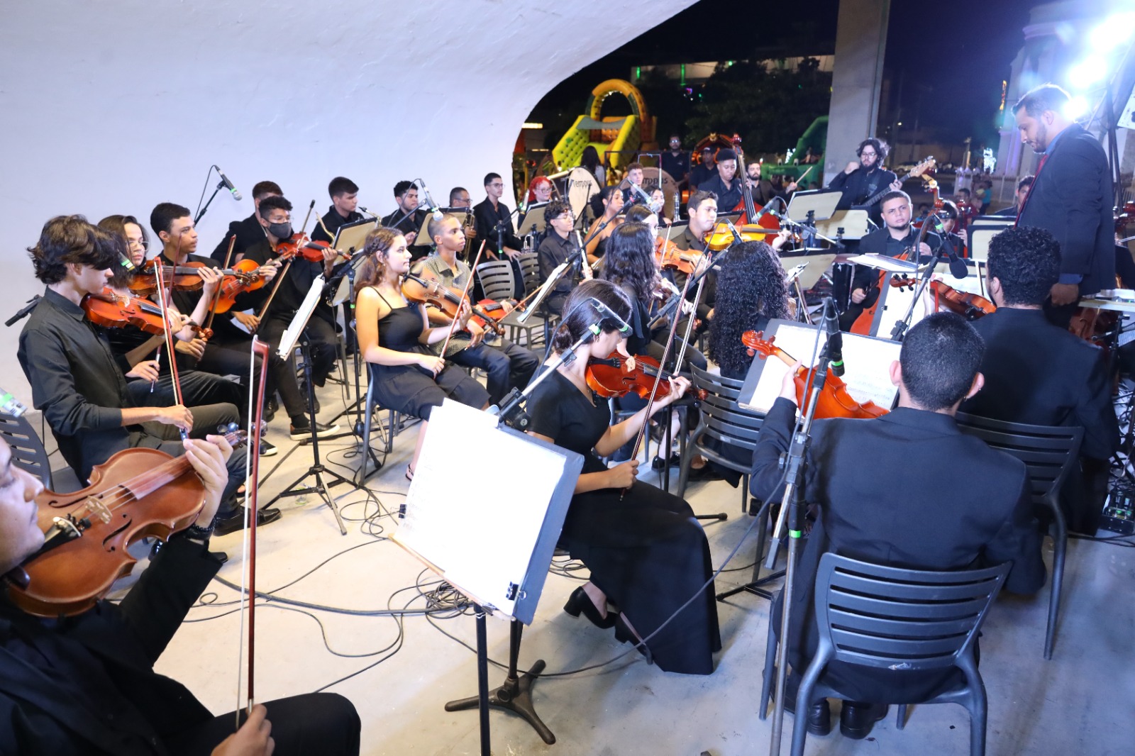 Natal Luz 2024: Confira a programação musical na Concha Acústica em Petrolina