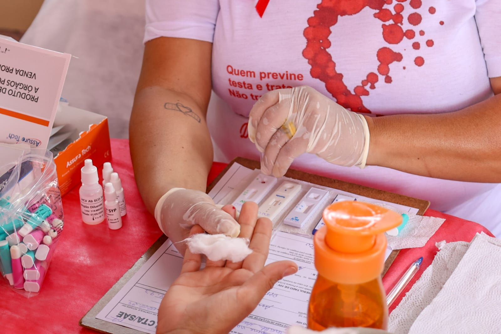 Ação de combate ao HIV leva diversos serviços para população de Petrolina