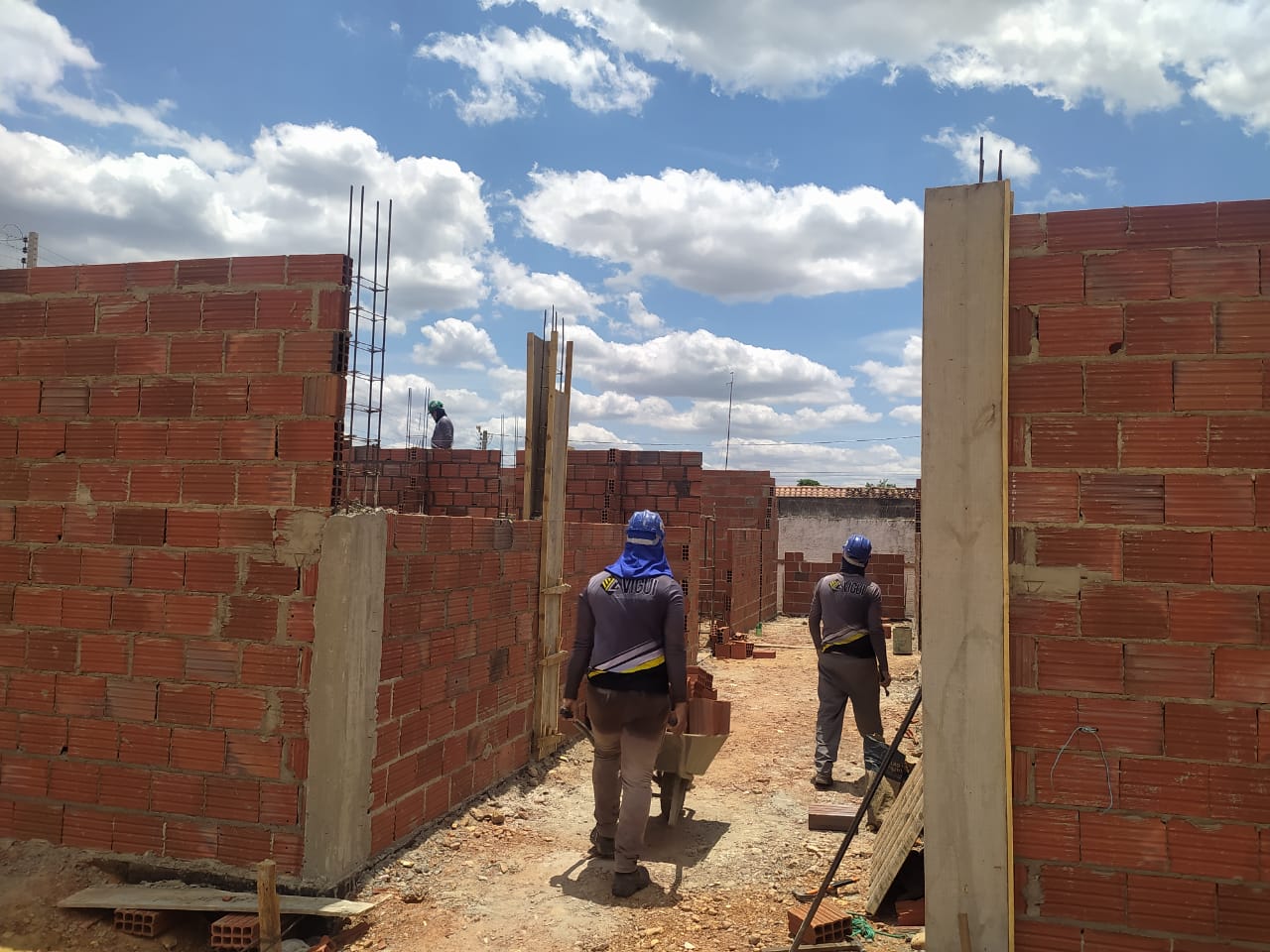 Prefeitura de Petrolina amplia estrutura de Escola Municipal em Uruás