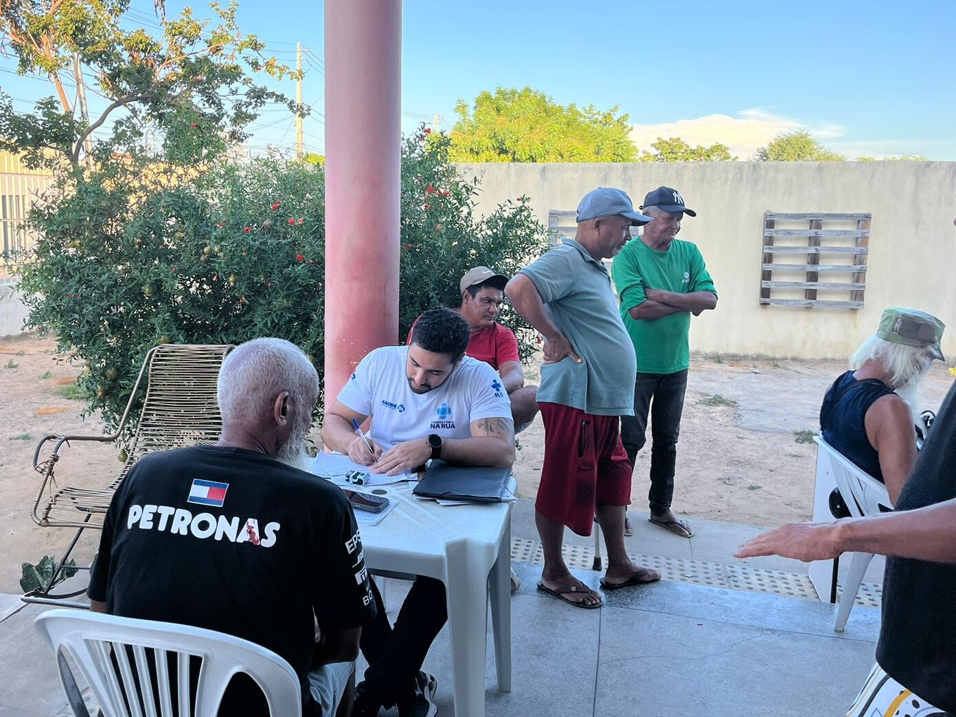 Prefeitura de Petrolina leva atendimento de saúde para o Abrigo Municipal