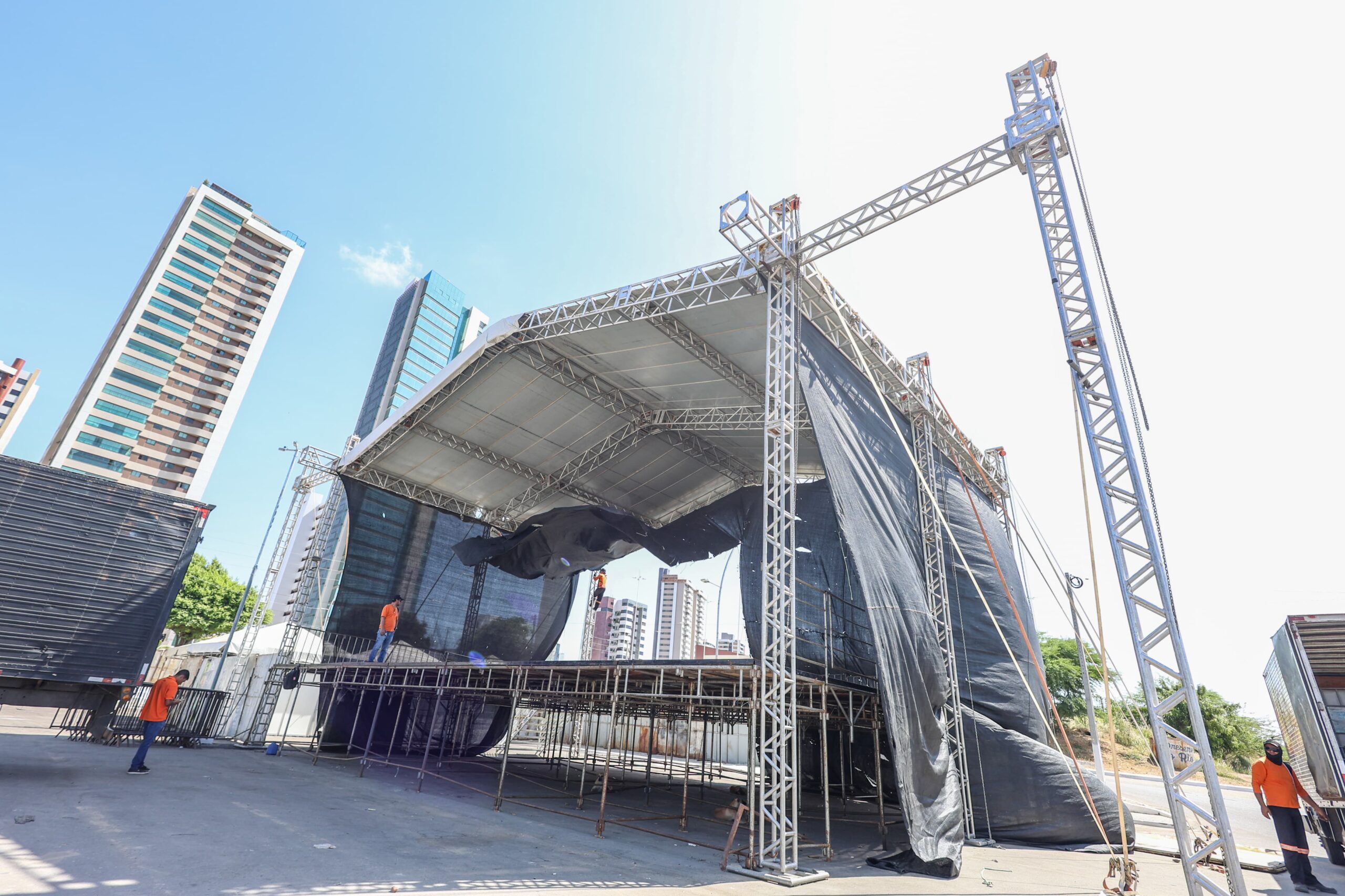 Réveillon: Últimos ajustes para a Virada Petrolina estão sendo feitos na Orla