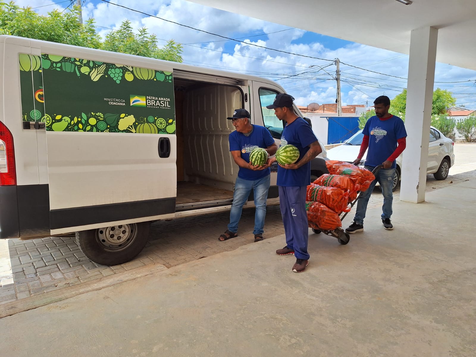 Petrolina: Agricultores familiares iniciam as entregas do Programa de Aquisição de Alimentos