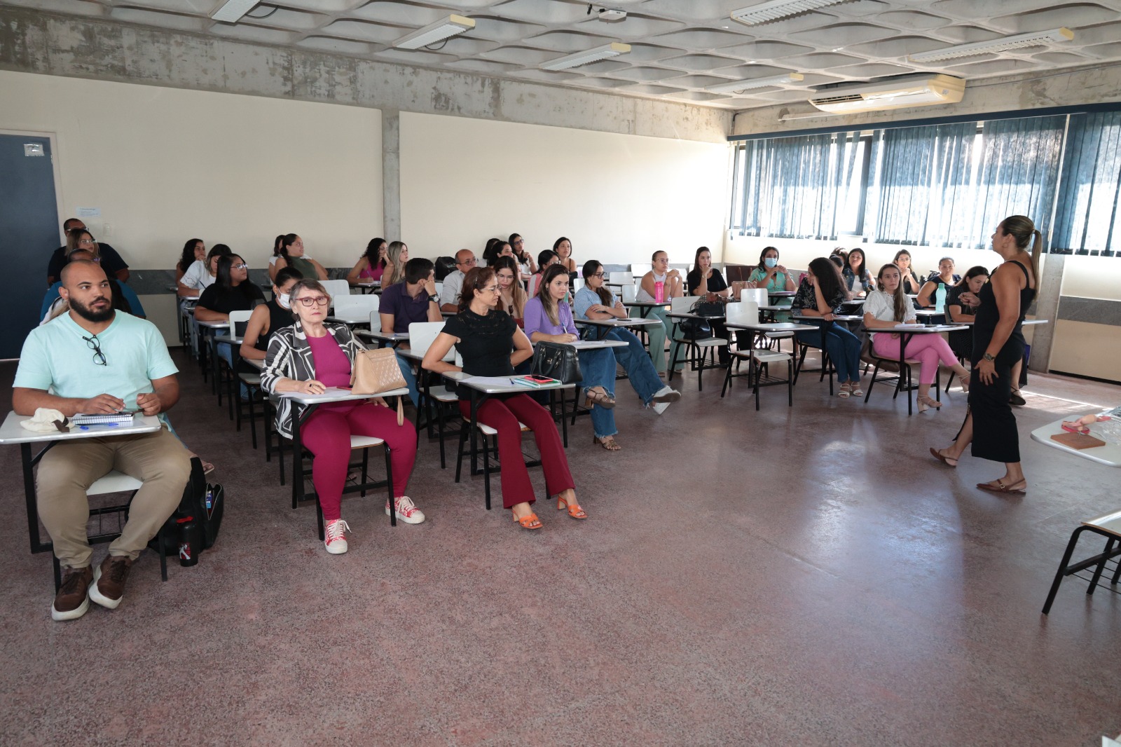 Enfermeiros da Atenção Básica participam de treinamento sobre inserção DIU em Petrolina