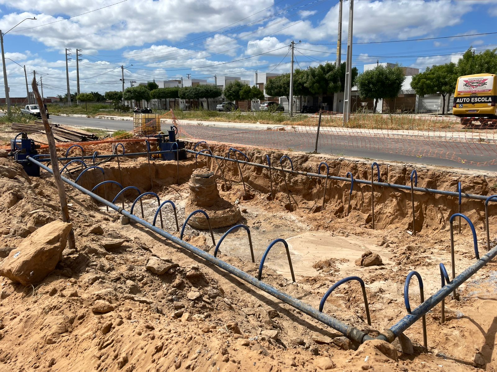 Prefeitura recupera trecho da bacia do Dom Avelar neste mês de maio