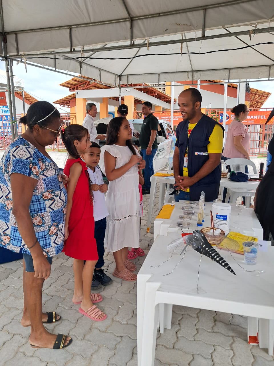 Ações de combate à dengue são desenvolvidas no residencial Nova Vida I em Petrolina 