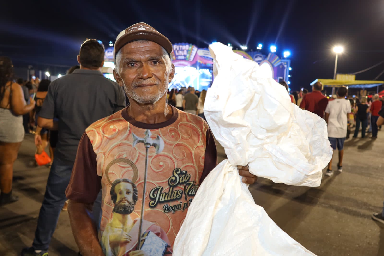Catadores de material reciclável recebem capacitação para atuar no São João de Petrolina