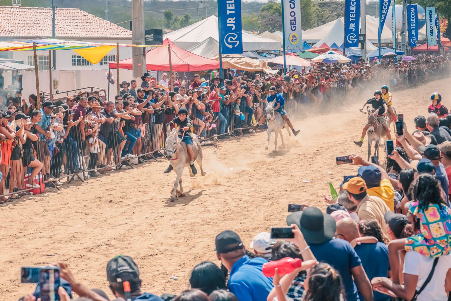Jecana do Capim reúne multidão e celebra 52 anos de tradição