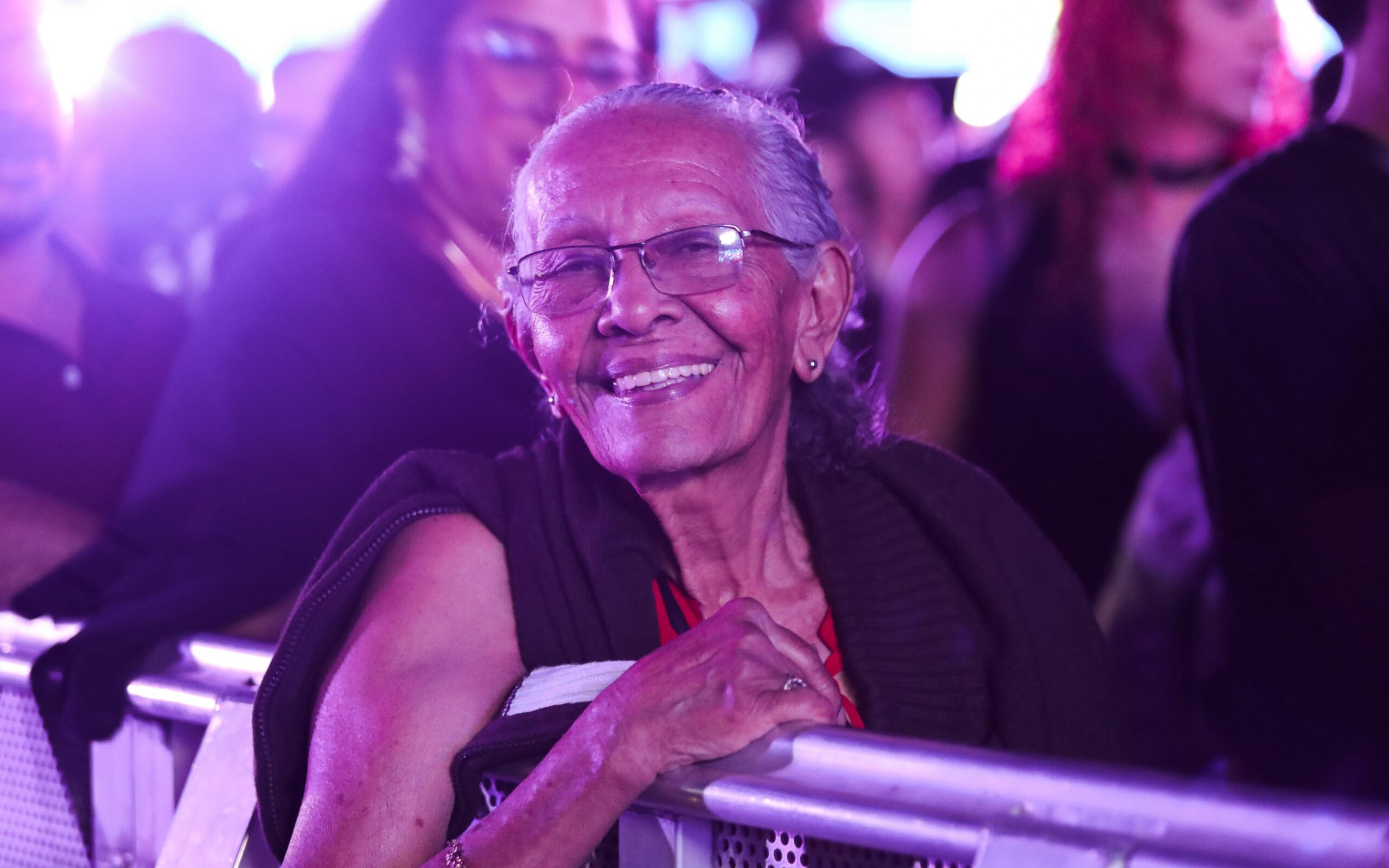 Melhor idade marca presença no São João de Petrolina com muito forró e animação